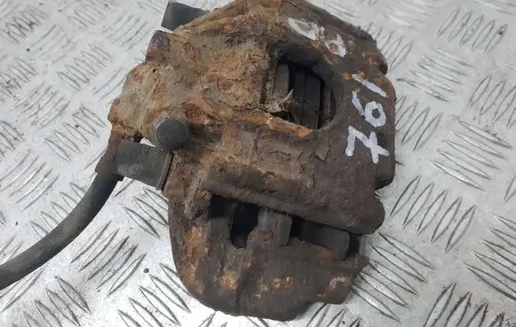 Volkswagen Polo III 6N 6N2 6NF Front brake caliper
