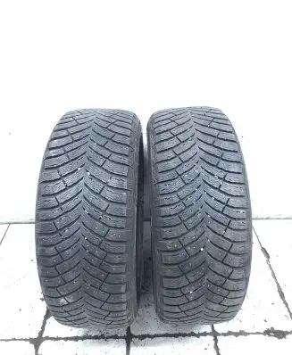 Volkswagen Golf II R18 winter/snow tires with studs MICHELIN XICENORTH4SUV 23555R18