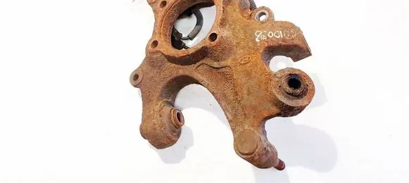 Rear wheel hub