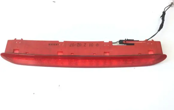 Volkswagen PASSAT B6 Third/center stoplight 1K6945097B