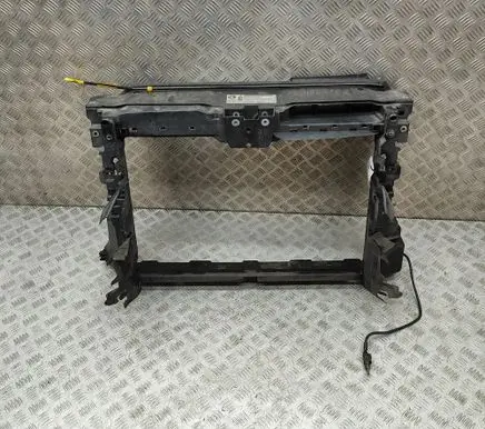 Volkswagen Jetta VI Radiator support slam panel 5C6805588Q