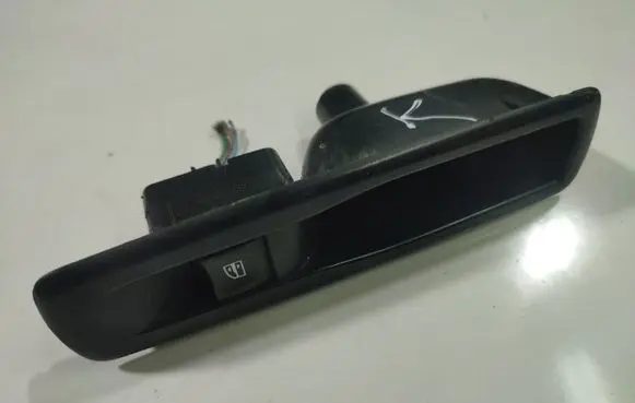 Renault Scenic III - Grand scenic III Electric window control switch 156024250A