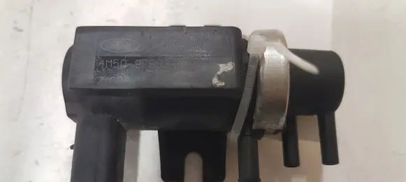 Peugeot 607 Turbo solenoid valve 4M5Q9E882AA 70051800