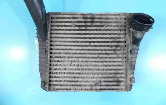 Volkswagen Touareg I Intercooler radiator IMPRK1265422