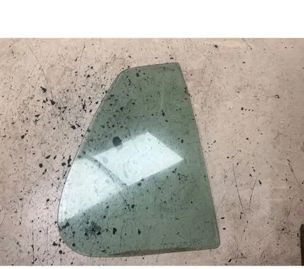 Volkswagen Golf IV Rear vent window glass 43R000980 DOT36AS2M127