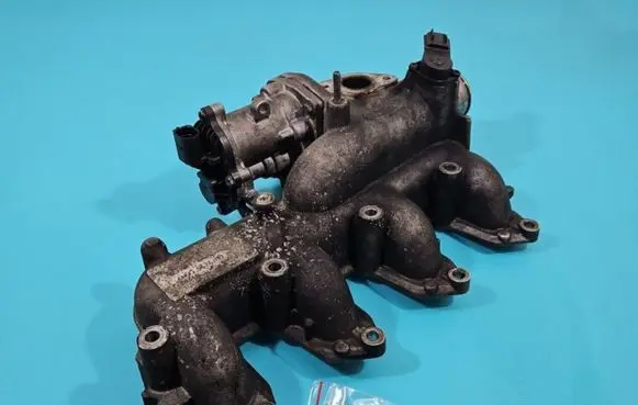 Ford Galaxy Intake manifold 4M5Q-9424-BD IMPRK1378541