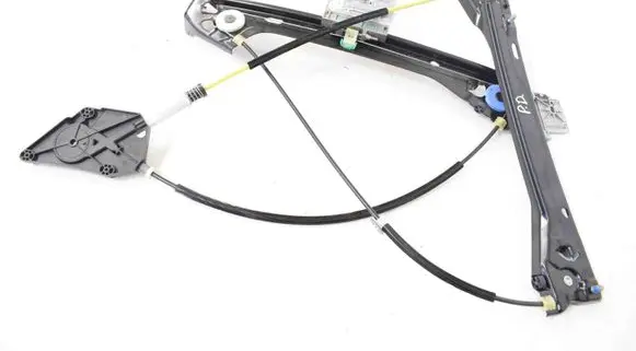 Audi TT TTS RS Mk3 8S Front door window regulator with motor 8S0837462