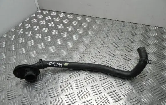Mercedes-Benz C AMG W204 Engine coolant pipe/hose A2048302296 VD12075