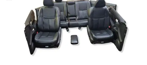 Nissan X-Trail T32 Seat set 