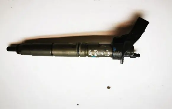 Fuel injector