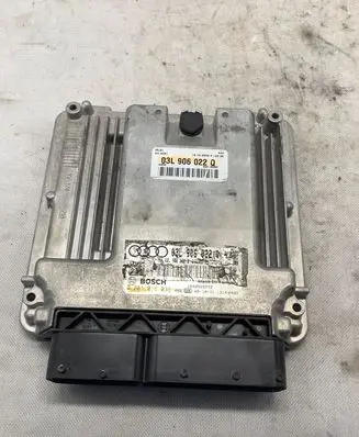 Audi A4 S4 B8 8K Engine control unit/module 03L906022 O281015038