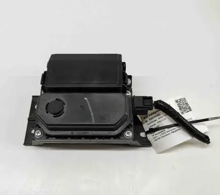 Nissan Qashqai J12 Current control relay 243026UA0A