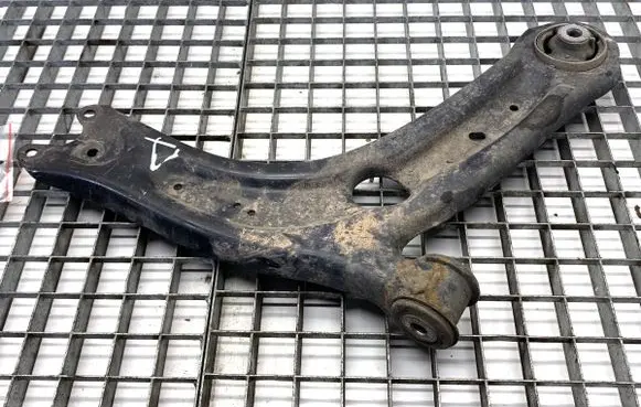 Volkswagen PASSAT B8 Front control arm 3Q0407154B