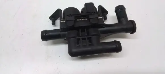 BMW 7 F01 F02 F03 F04 Coolant heater control valve 9119164