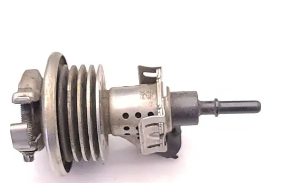 Mercedes-Benz Sprinter W906 AdBlue injector A0004901013