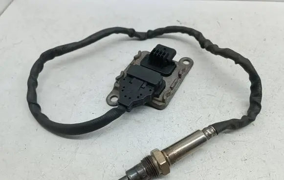 Mercedes-Benz E W213 Lambda probe sensor A0009054604 5WK97424 0009054604