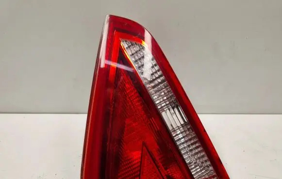 Audi A5 8T 8F Tailgate rear/tail lights 8T0945094