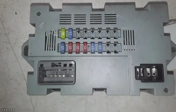 Land Rover Discovery 4 - LR4 Fuse module EH2214Q073AA