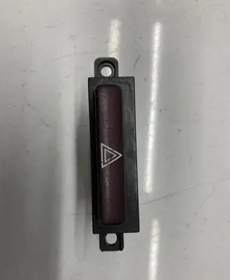 Seat Toledo I (1L) Hazard light switch