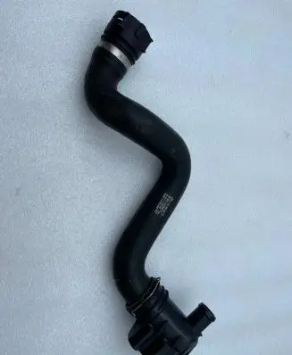 Mercedes-Benz GL X166 Engine coolant pipe/hose A1665000575