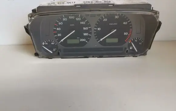 Volkswagen Golf III Speedometer (instrument cluster) 1H0919861E 0263300809