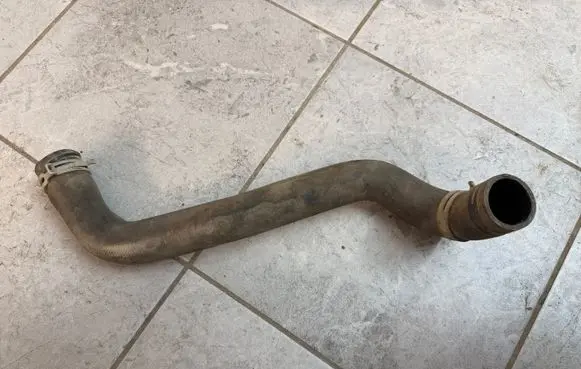 Volkswagen Amarok Engine coolant pipe/hose 2H6121051B