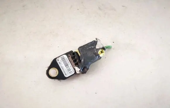 Dodge Caliber Airbag deployment crash/impact sensor p04896065aa