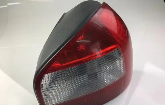 Audi A3 S3 8L Tailgate rear/tail lights 8L0945096C