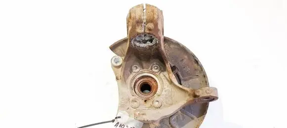 Volkswagen PASSAT B6 Front wheel hub
