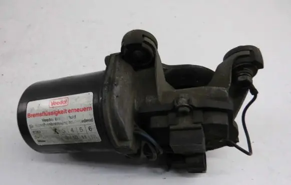 Mazda 121 Front wiper linkage and motor 849100-6383