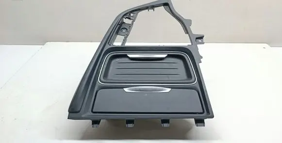 BMW 3 F30 F35 F31 Cup holder 82197009