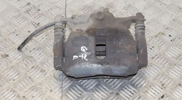 Volkswagen Golf VII Front brake caliper