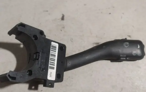 Volkswagen PASSAT B5.5 Wiper control stalk 4B0953503H