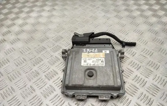Mercedes-Benz B W246 W242 Engine control unit/module A2709000900 0261S08233