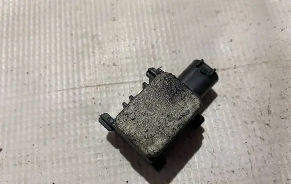 Mercedes-Benz ML W164 Airbag deployment crash/impact sensor A0038202826 0038202828