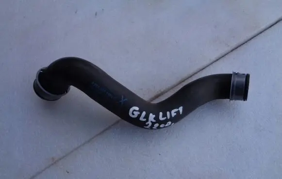 Mercedes-Benz GLK (X204) Engine coolant pipe/hose A2045011182