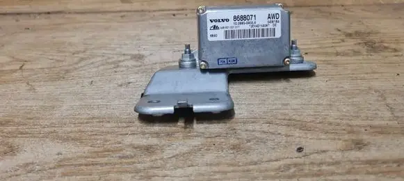 Volvo XC70 ESP acceleration yaw rate sensor 8688071 8688070