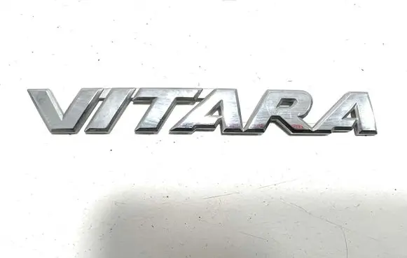 Suzuki Vitara (LY) Manufacturers badge/model letters 7783154P00