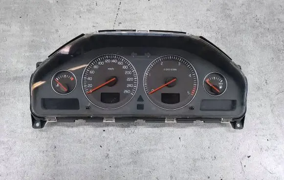 Volvo XC90 Speedometer (instrument cluster) 307461018691648