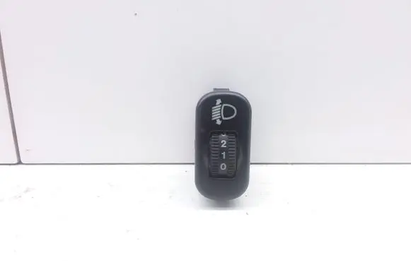 Mercedes-Benz Sprinter W906 Headlight level height control switch 9068260038 32200107