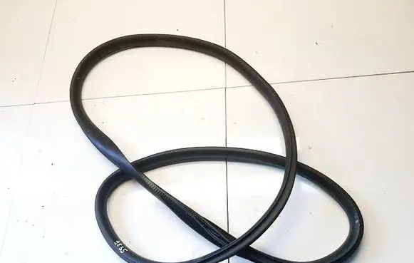 Tesla Model Y Rubber seal front coupe door 