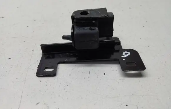 Mercedes-Benz Vito Viano W447 Sliding door upper roller guide/hinge A4477600141