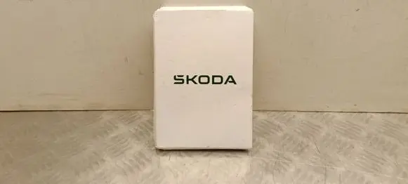 Skoda Enyaq iV User manual 5LA016951B