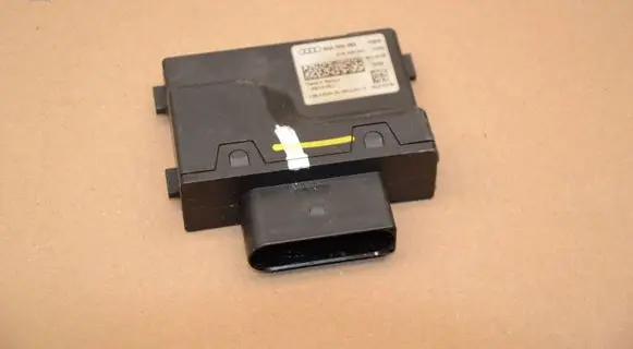 Audi Q5 SQ5 Fuel injection pump control unit/module 80A906093 9069