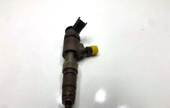 Peugeot 208 I Fuel injectors set 0445110566