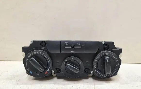 Skoda Octavia Mk2 (1Z) Climate control unit 74358110 05S03A2 0806