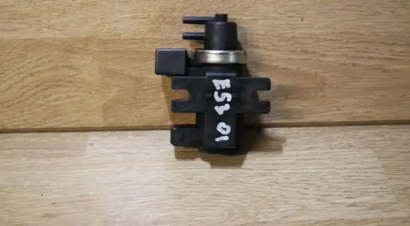 BMW X5 E53 Turbo solenoid valve 72279600