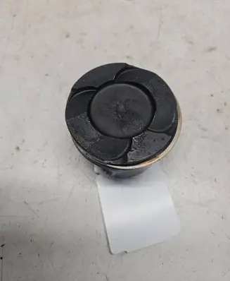 BMW 5 GT F07 Piston 084220