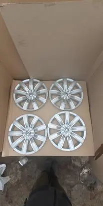 Volkswagen Tiguan R13 wheel hub/cap/trim 5NA601147A