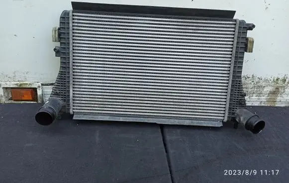 Volkswagen PASSAT B7 Intercooler radiator 3C0145805AN